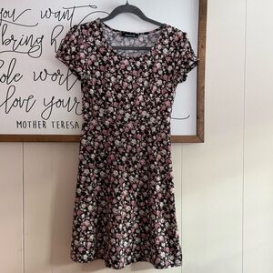 Floral Midi Dress - Black and Pink
